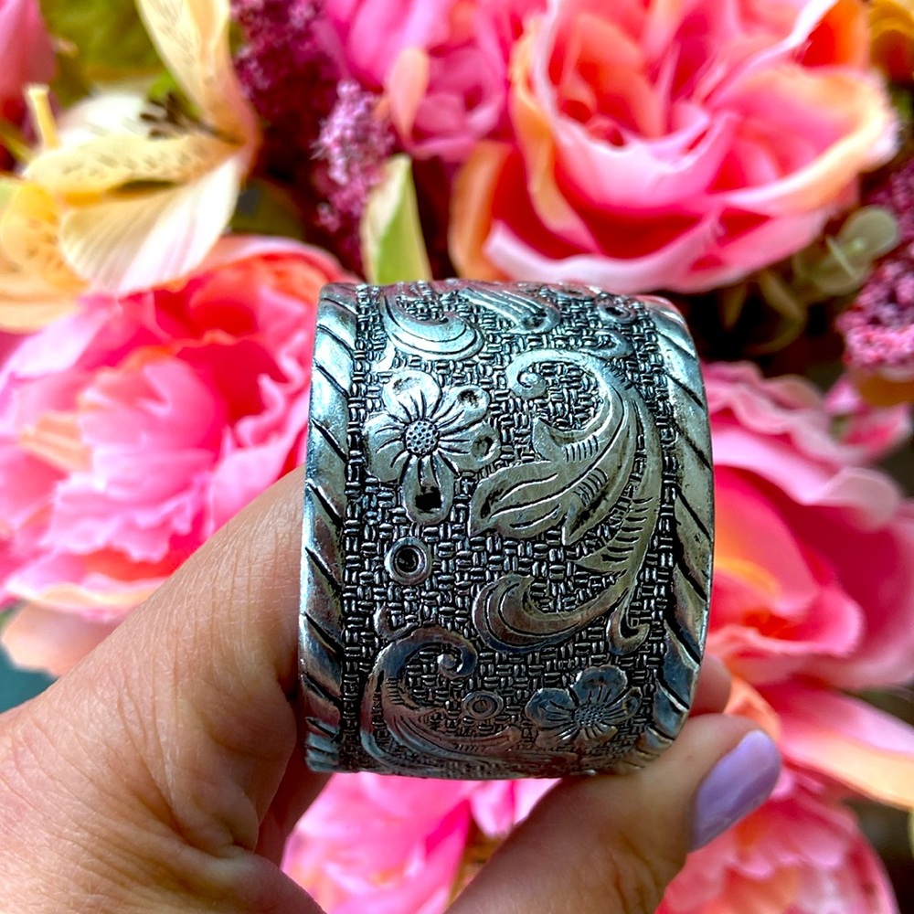 Beautiful etched cuff bangle bracelet